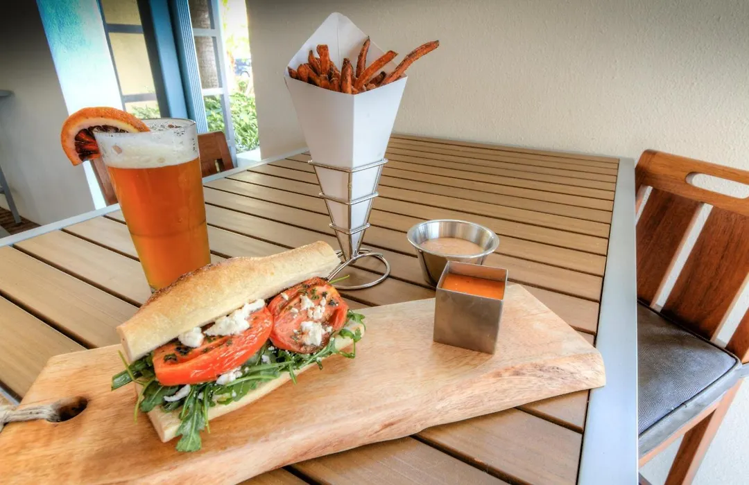 Holiday Inn Tampa Westshore - Airport Area By Ihg-1
