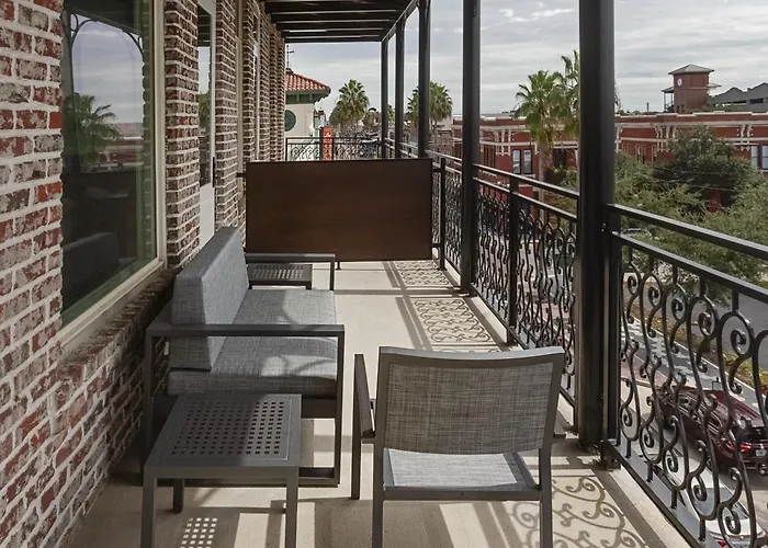 Hotel Haya Tampa
